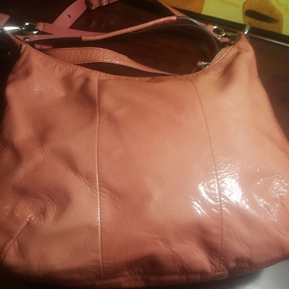 Coach pink patent leather crossbody bag - Picture 4 of 7